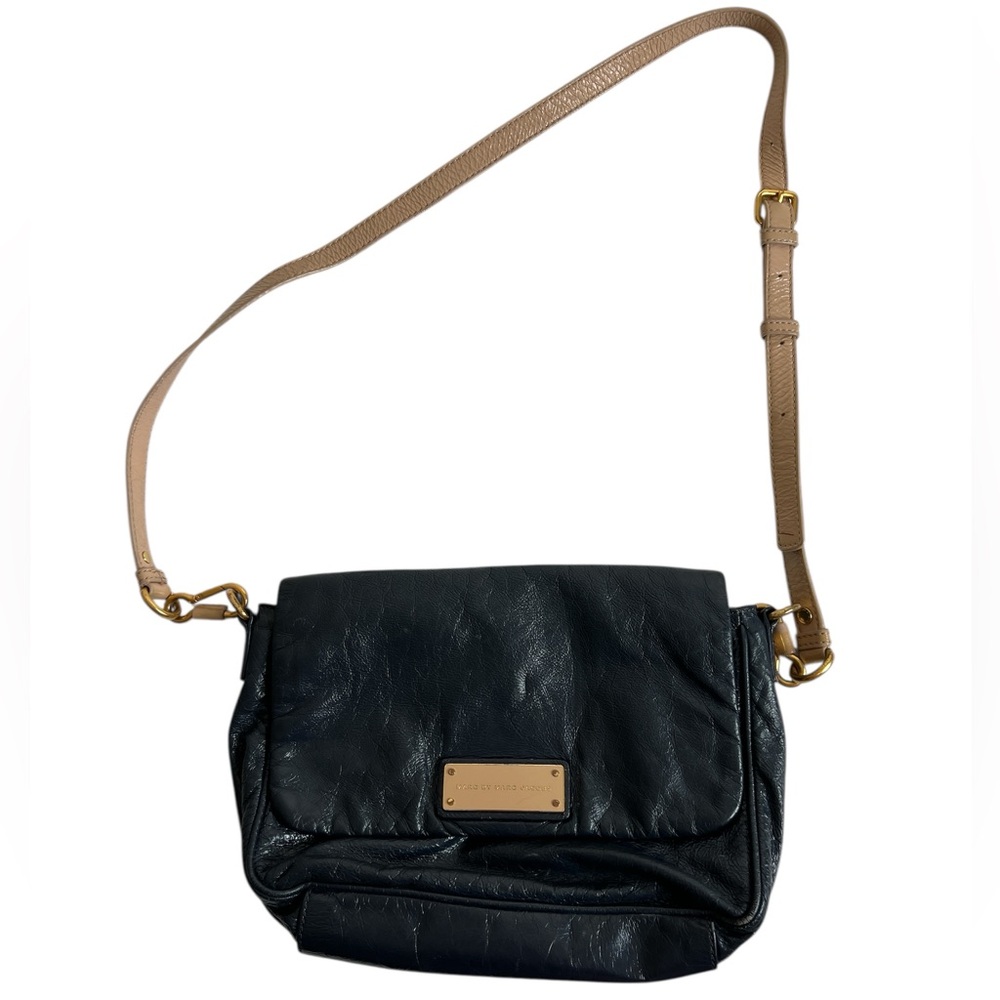 Marc by Marc Jacobs Navy & Tan Crossbody Bag – Chain Strap, Gold Hardware